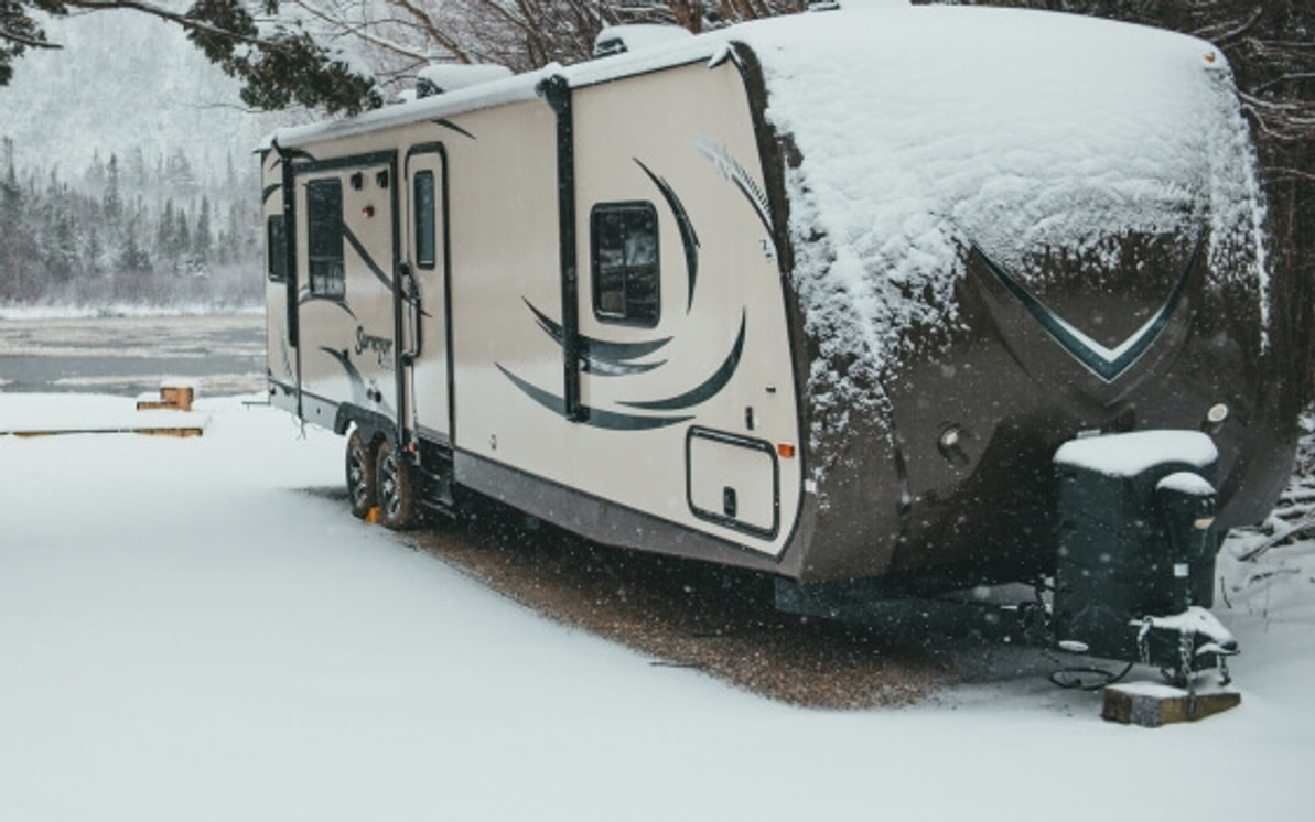 Getting Your Trailer Tires Ready for Winter Hibernation