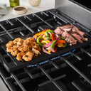 Whirlpool® 30-inch Smart Gas Range with True Convection, Steam/Self Cleaning, Rapid Preheat 5.3 CuFt Capacity WFGS7530RZ