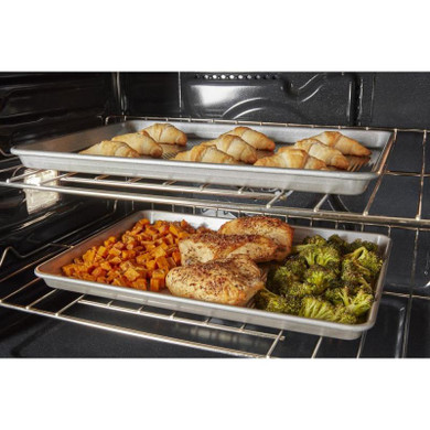 Whirlpool® 4.3 Cu. Ft. Single Wall Oven with Air Fry When Connected WOES5027LB