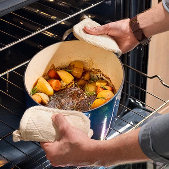 Maytag® 30-Inch Wide Freestanding Gas Range with Grill Mode and No Preheat Air Fry - 5.0 Cu. Ft. MFGS7030SZ