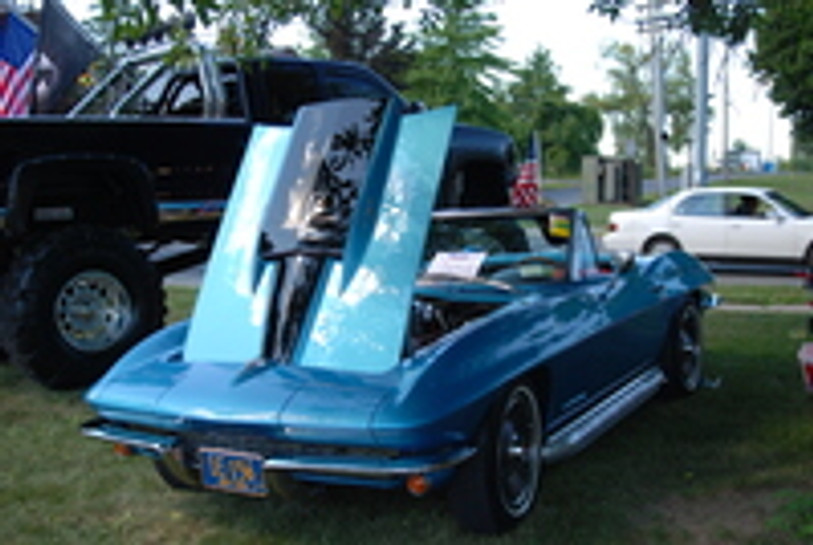 1967 Marina Blue Roadster & 2008 Victory Red Z06 - Gary M. - Castleton, NY