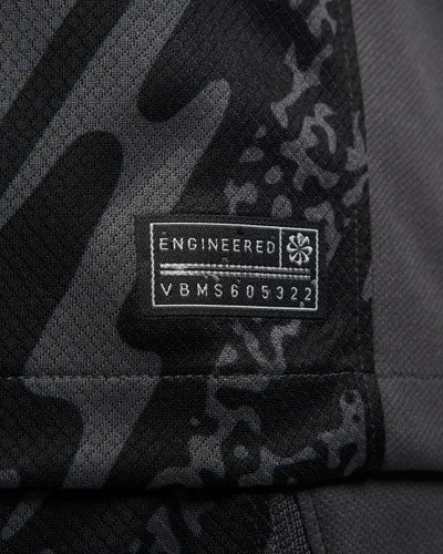 Liverpool 24/25 Men's Home Goalkeeper Shirt
