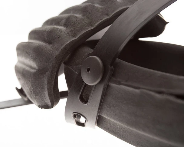 Molded Rubber Economical Kneepads | Impacto | All Safety