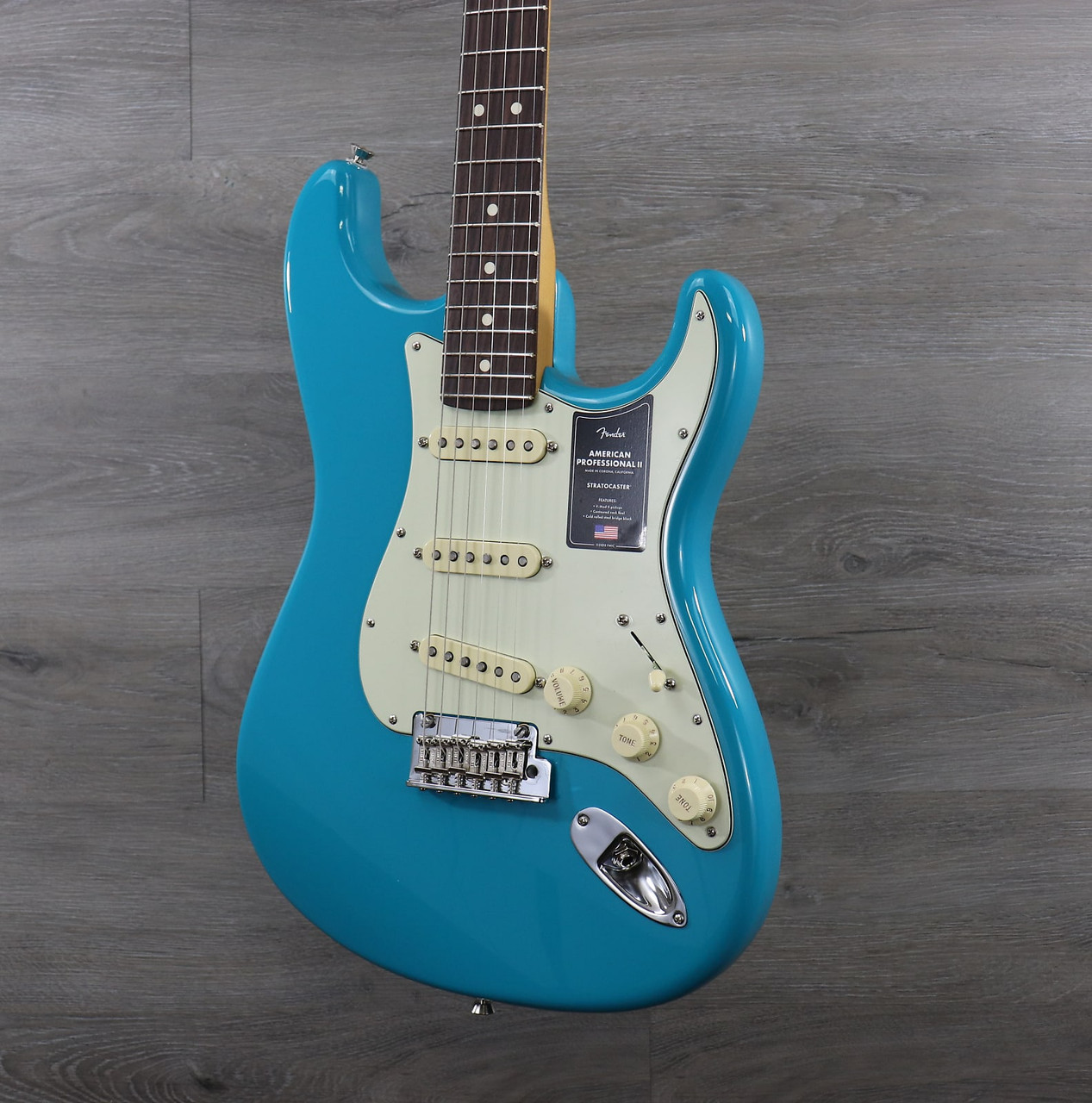 Fender AMERICAN PROFESSIONAL II STRATOCASTER Miami Blue - K&S