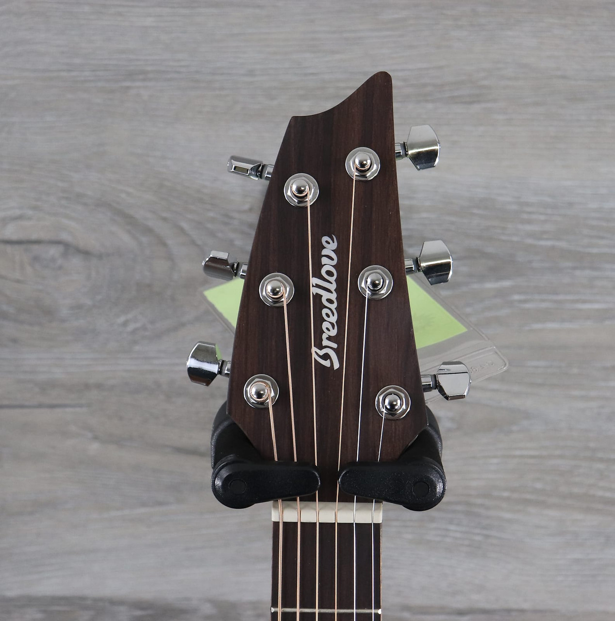 Breedlove Discovery Concert CE Natural - K&S Music Center LLC