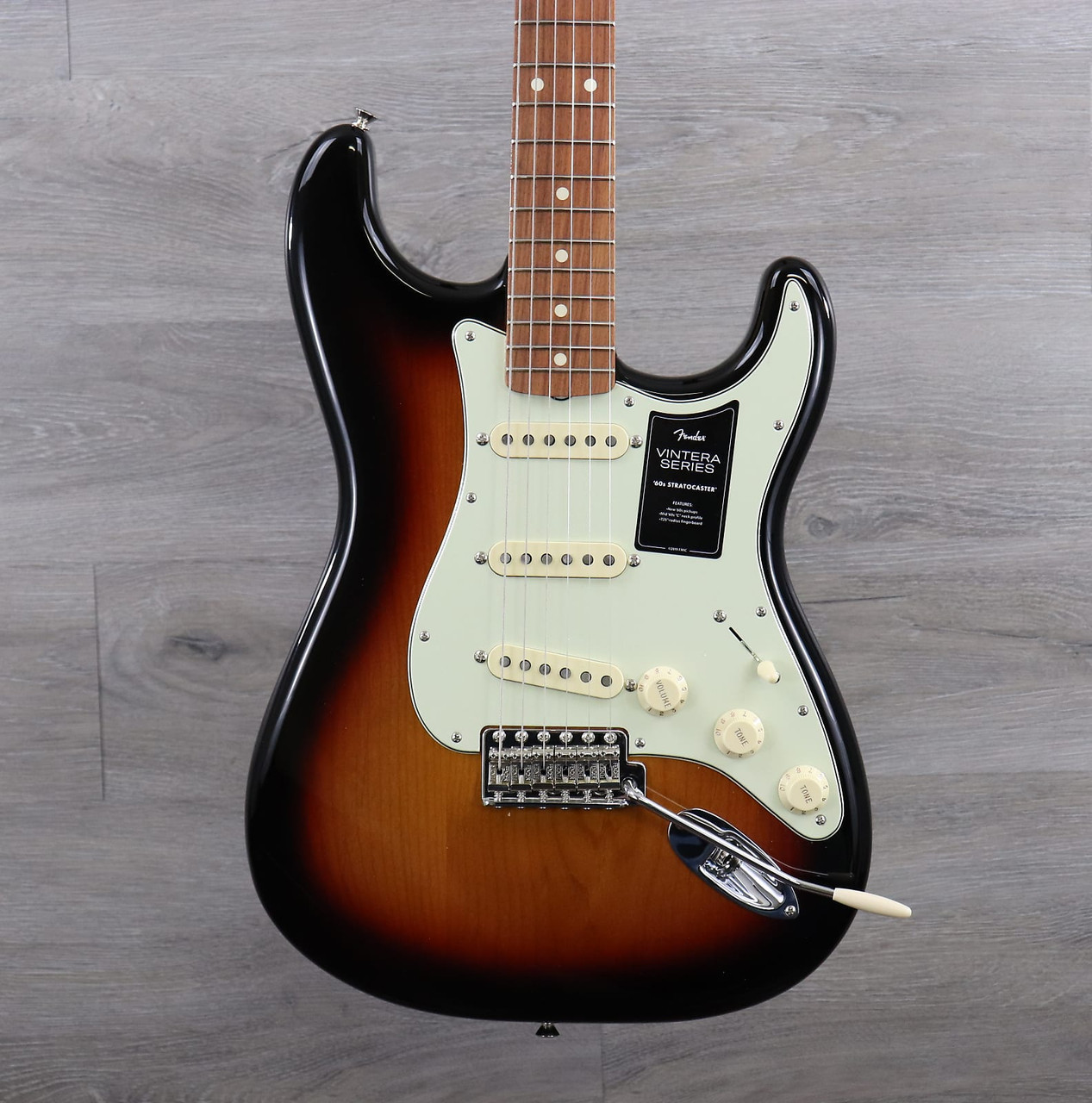 Fender Vintera '60s Stratocaster with Pau Ferro Fretboard 3 Color