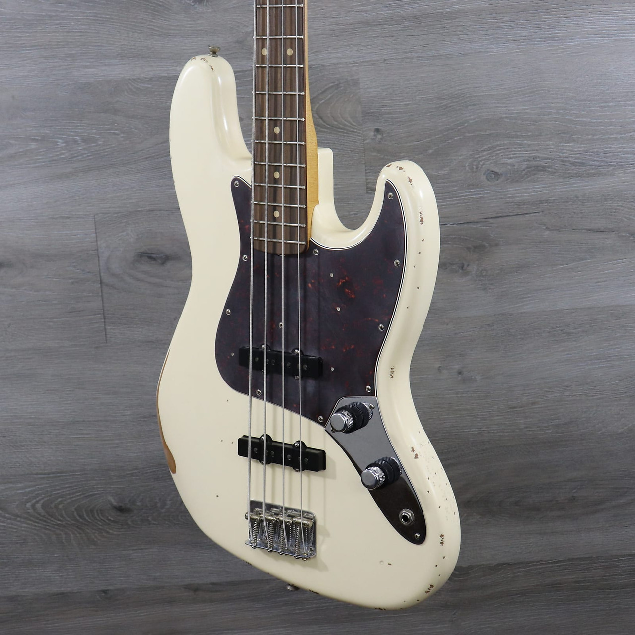 Fender 60th Anniversary Road Worn '60s Jazz Bass Olympic White