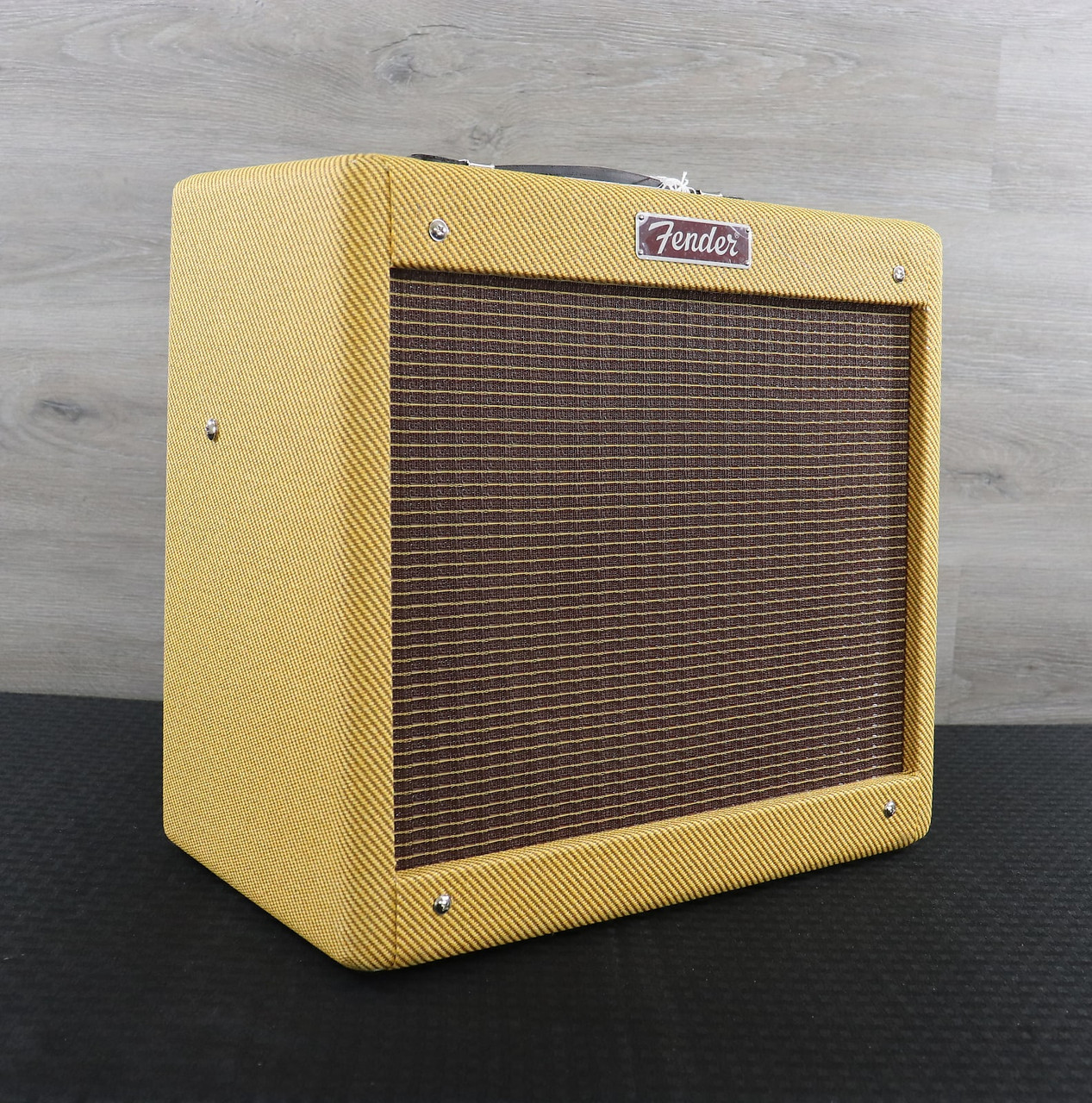 Fender Pro Junior IV 15-Watt 1x10