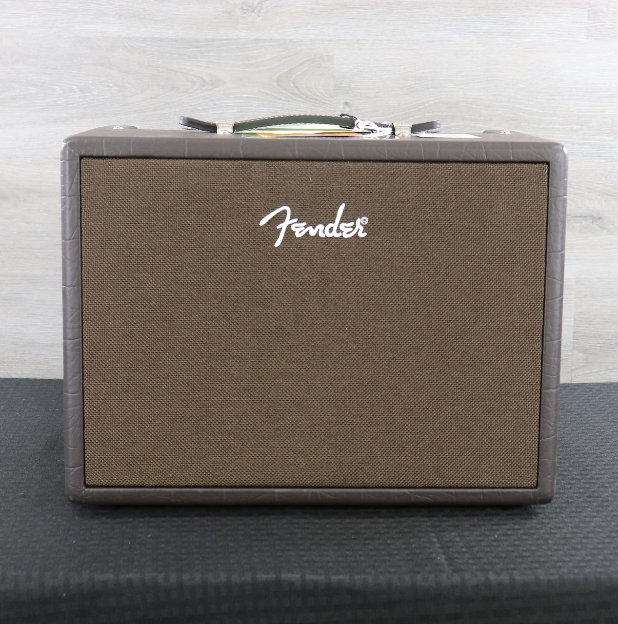 2 channel acoustic amp