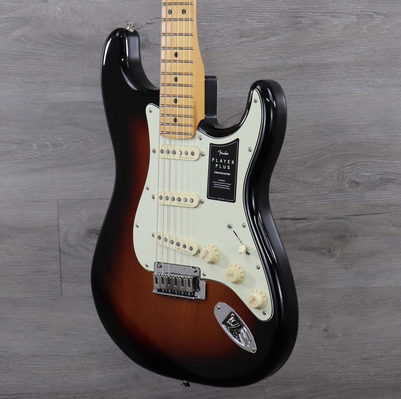 Fender Player Plus Stratocaster 3 Color Sunburst - K&S Music
