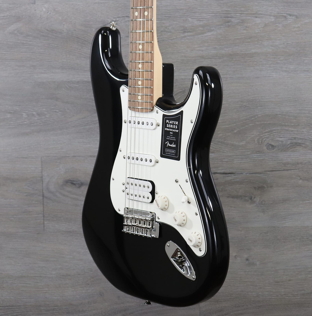 Fender Player Stratocaster HSS with Pau Ferro Fretboard Black