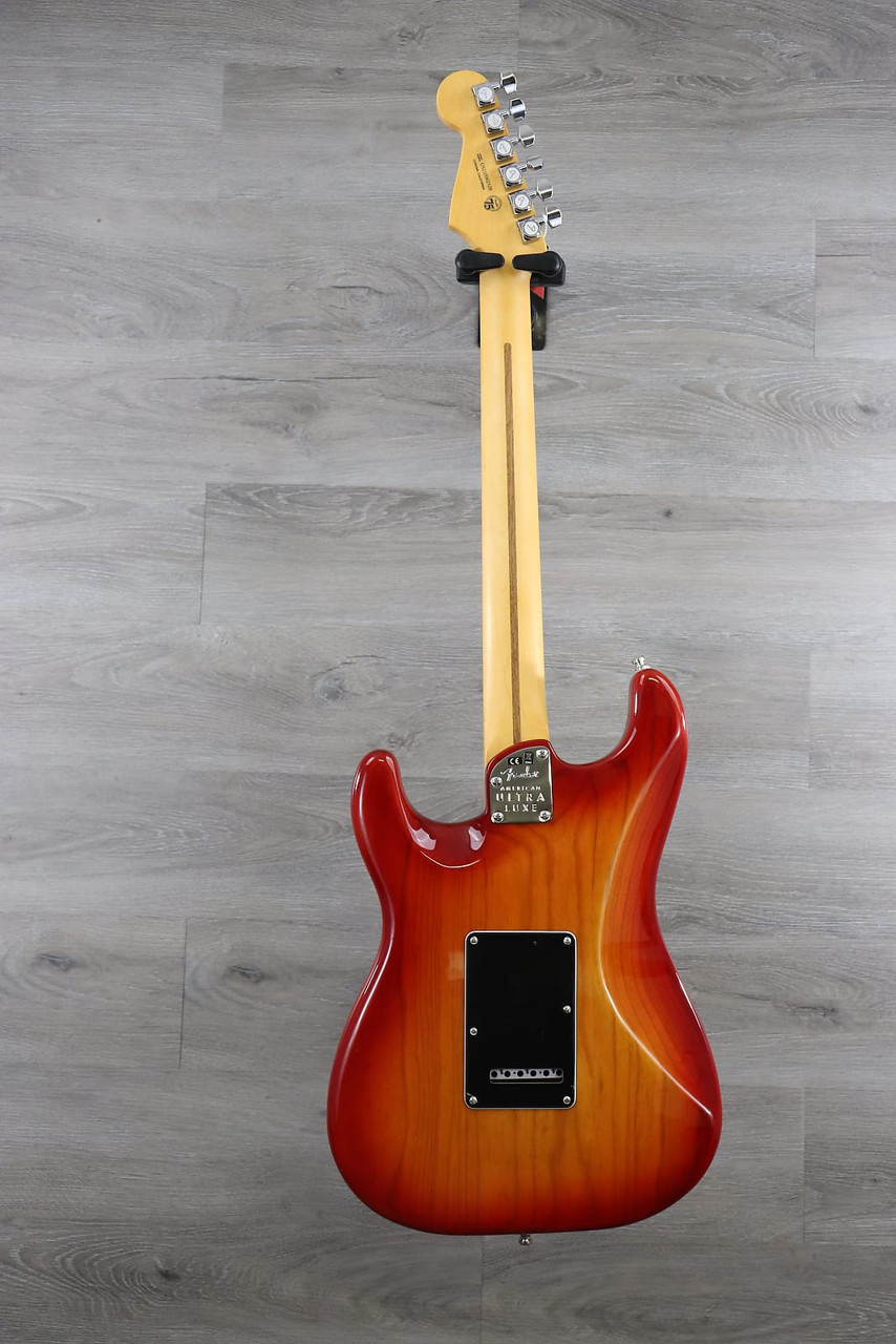 Fender American Ultra Luxe Stratocaster with Maple Fretboard