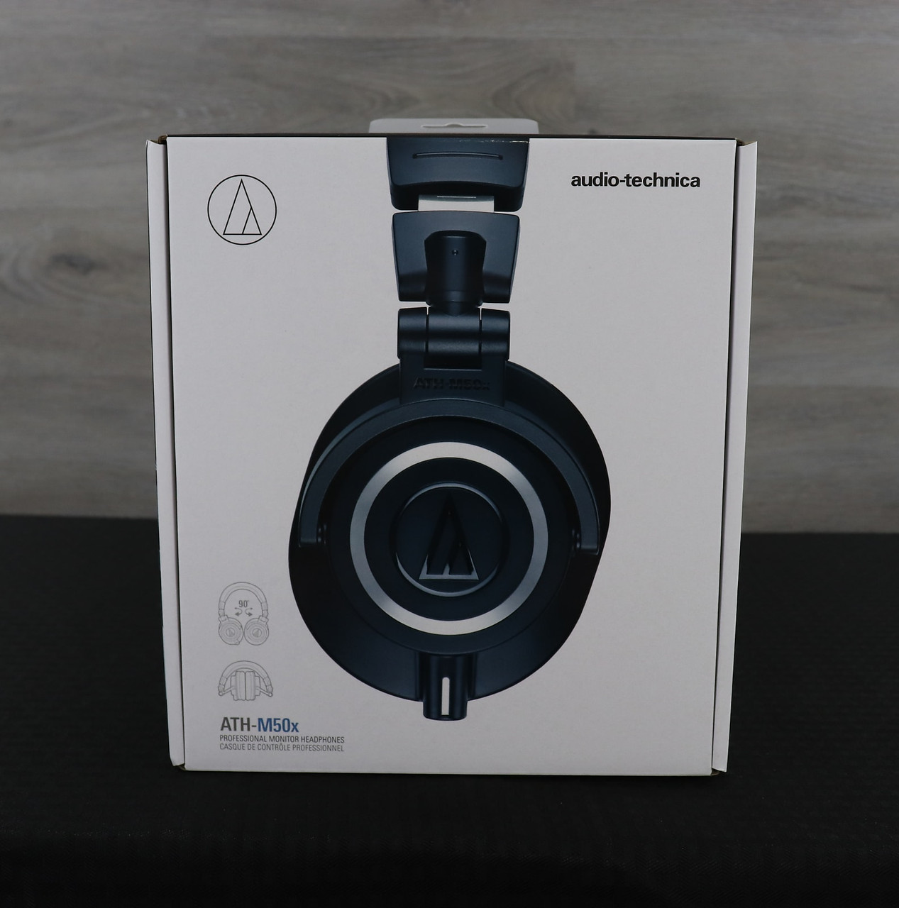 Audio-Technica ATH-M50x Professional Studio Monitor Headphones