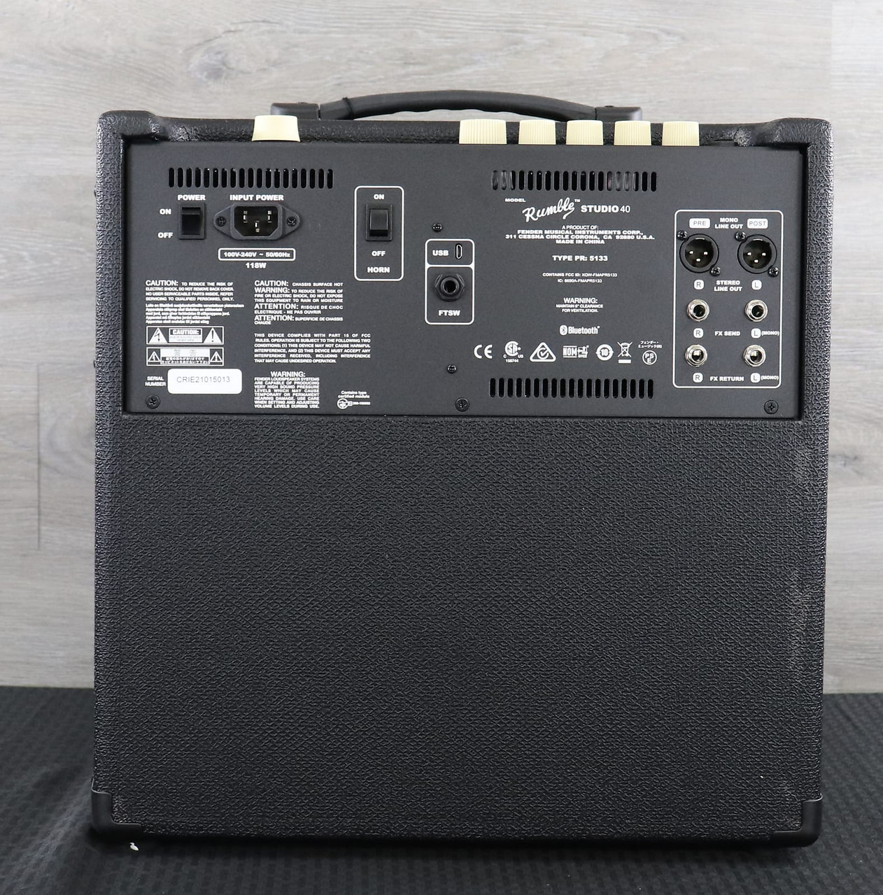 【ベースアンプ】Fender / Rumble Studio 40 Amazon.com: Fender 2376000000 Rumble Studio 40 - Electric