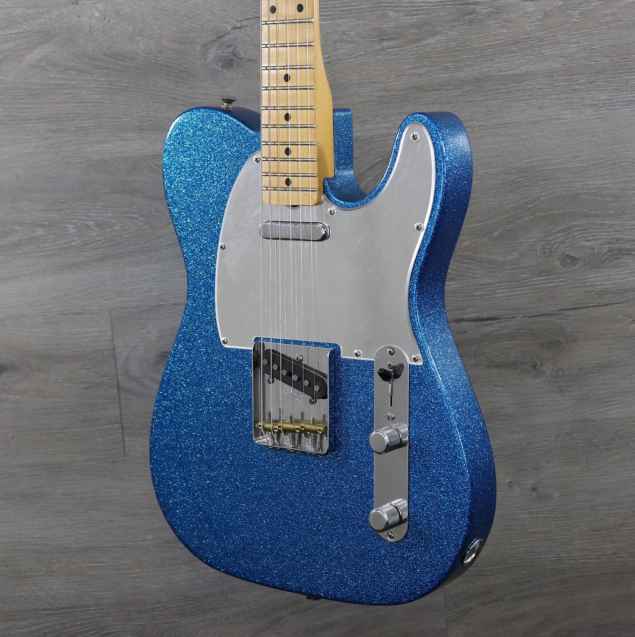 Fender J Mascis Signature Telecaster Bottle Rocket Blue Flake