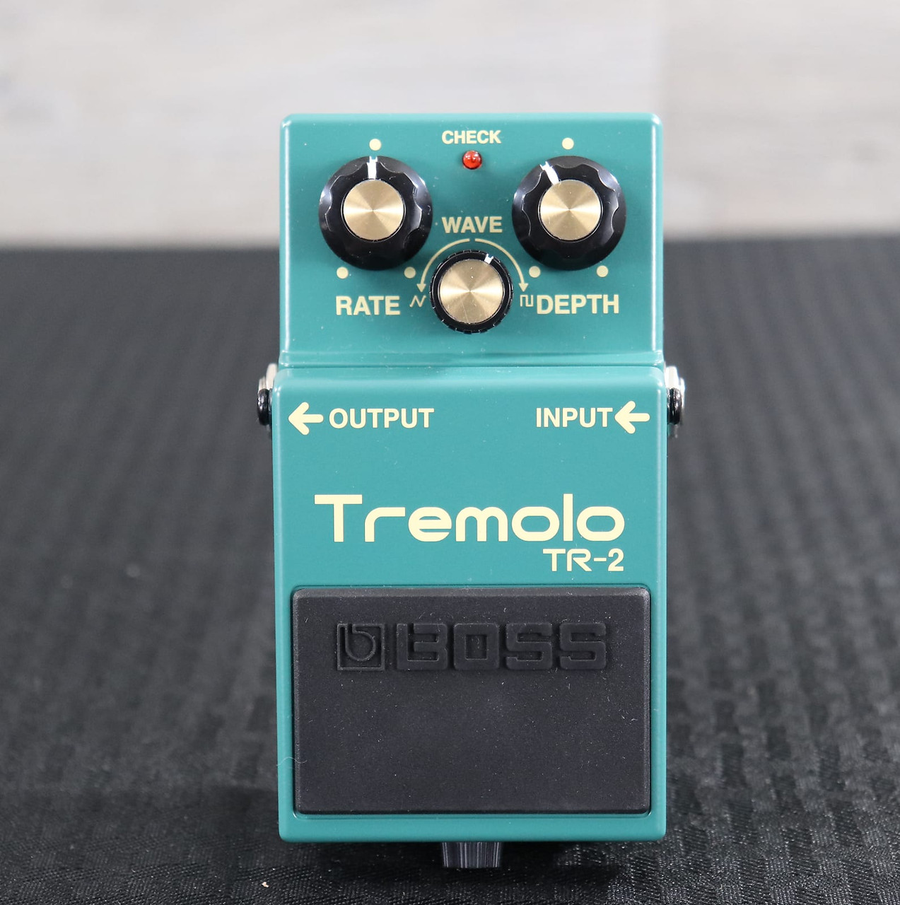 Boss TR-2 Tremolo (Silver Label) Green