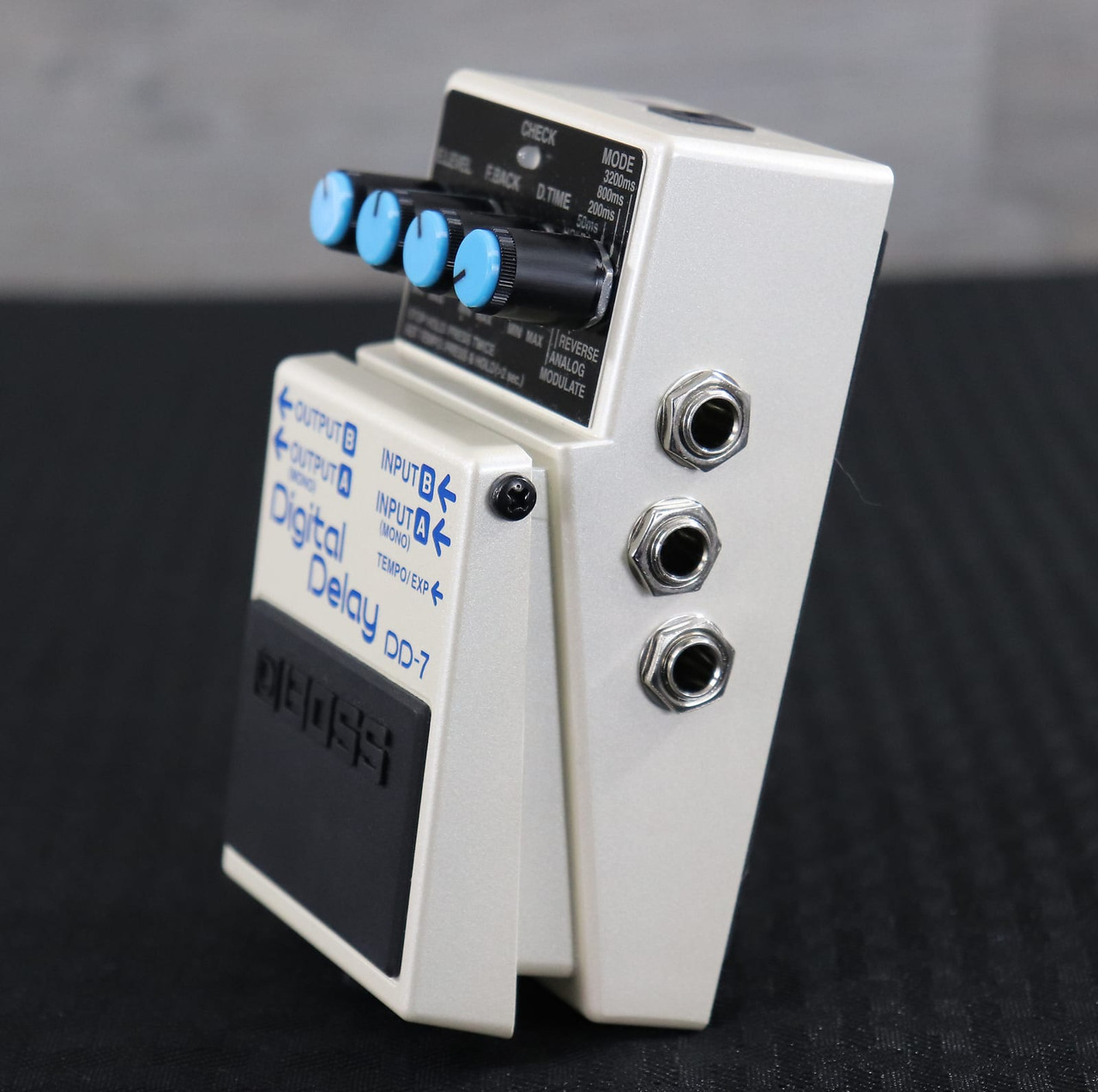 Boss DD-7 Digital Delay White