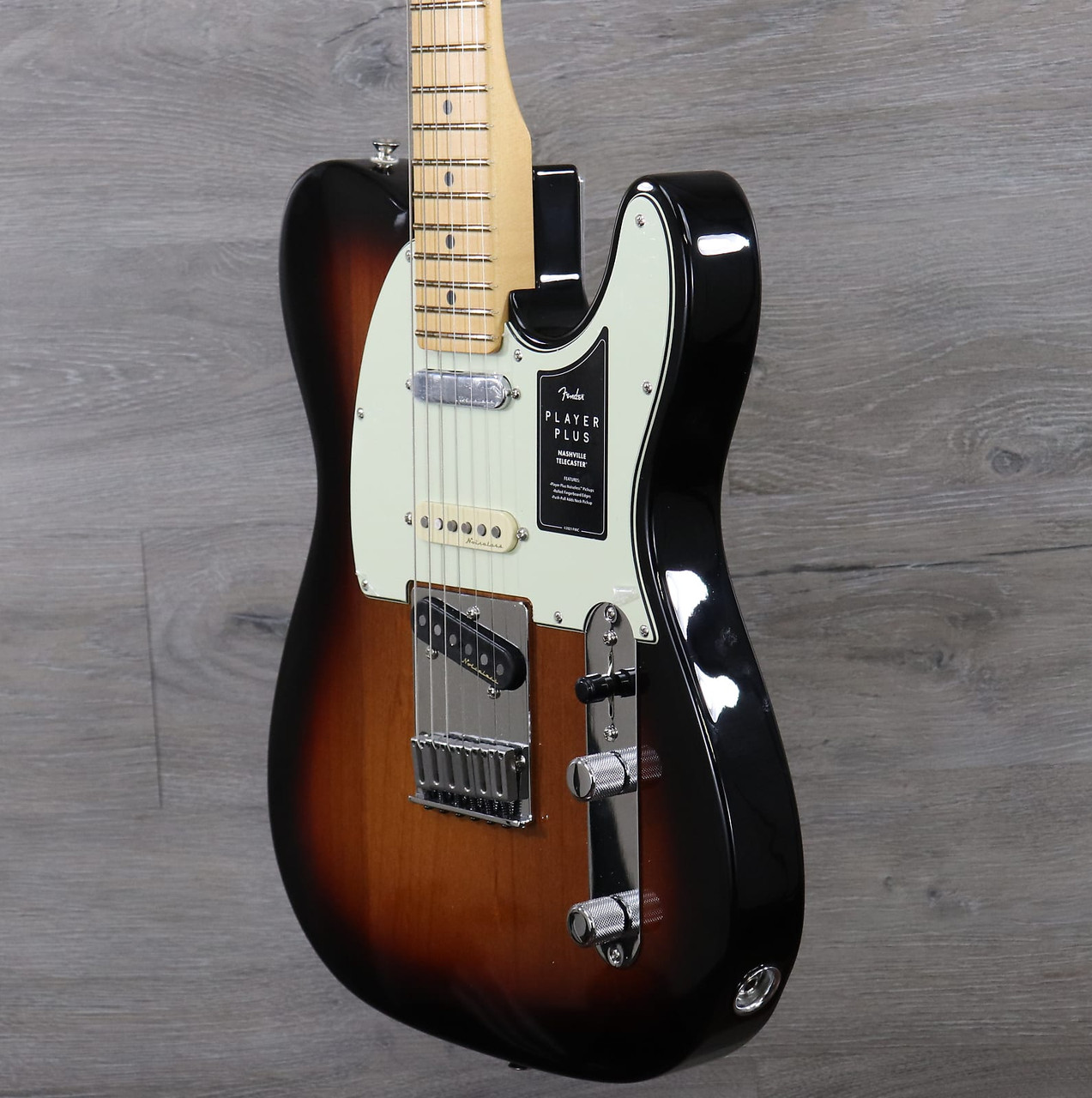 Fender Player Plus Nashville Telecaster 3 Color Sunburst - K&S