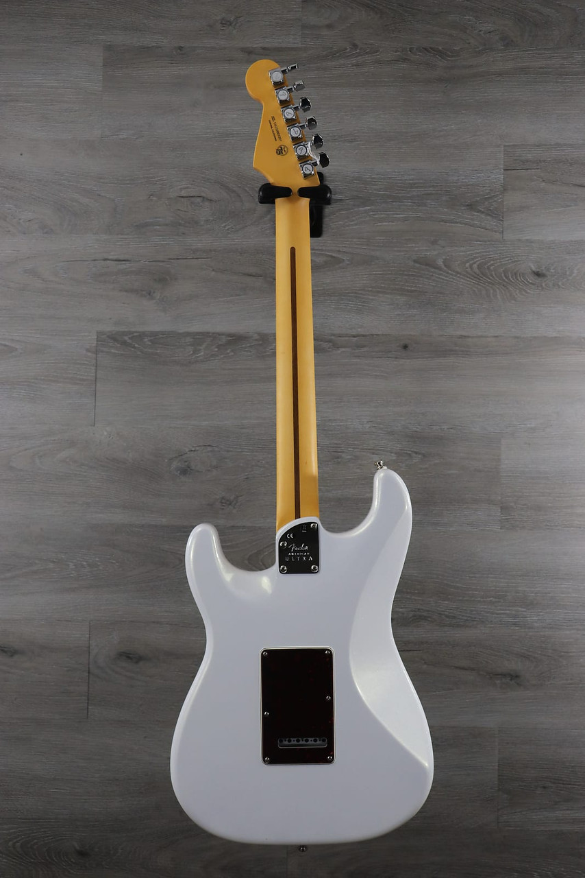 Fender American Ultra Stratocaster with Rosewood Fretboard Arctic