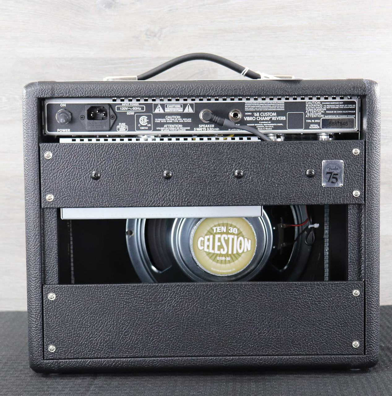 Fender '68 Custom Pro Vibro Champ Reverb 5-Watt 1x10