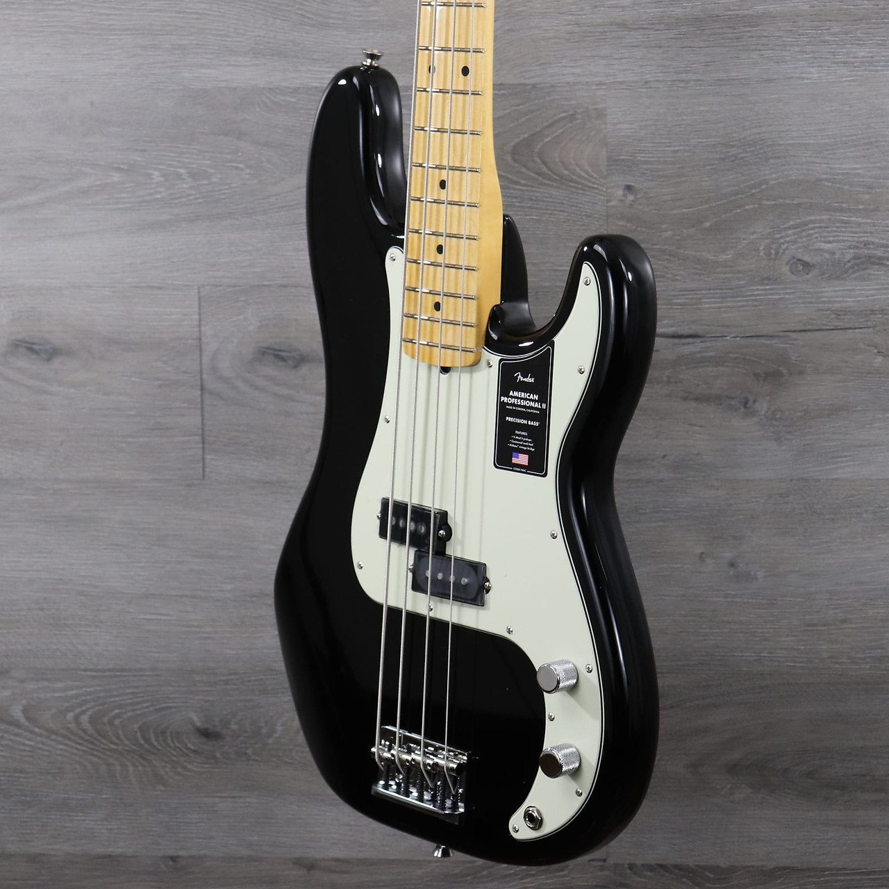 【Nplus様】Fender American Professional II Fender American Professional II Precision Bass with Maple