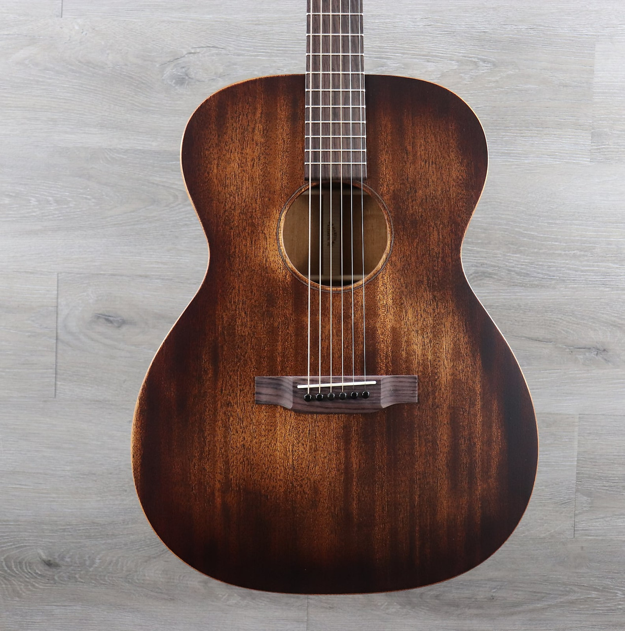 Martin 000-15M StreetMaster Mahogany Burst