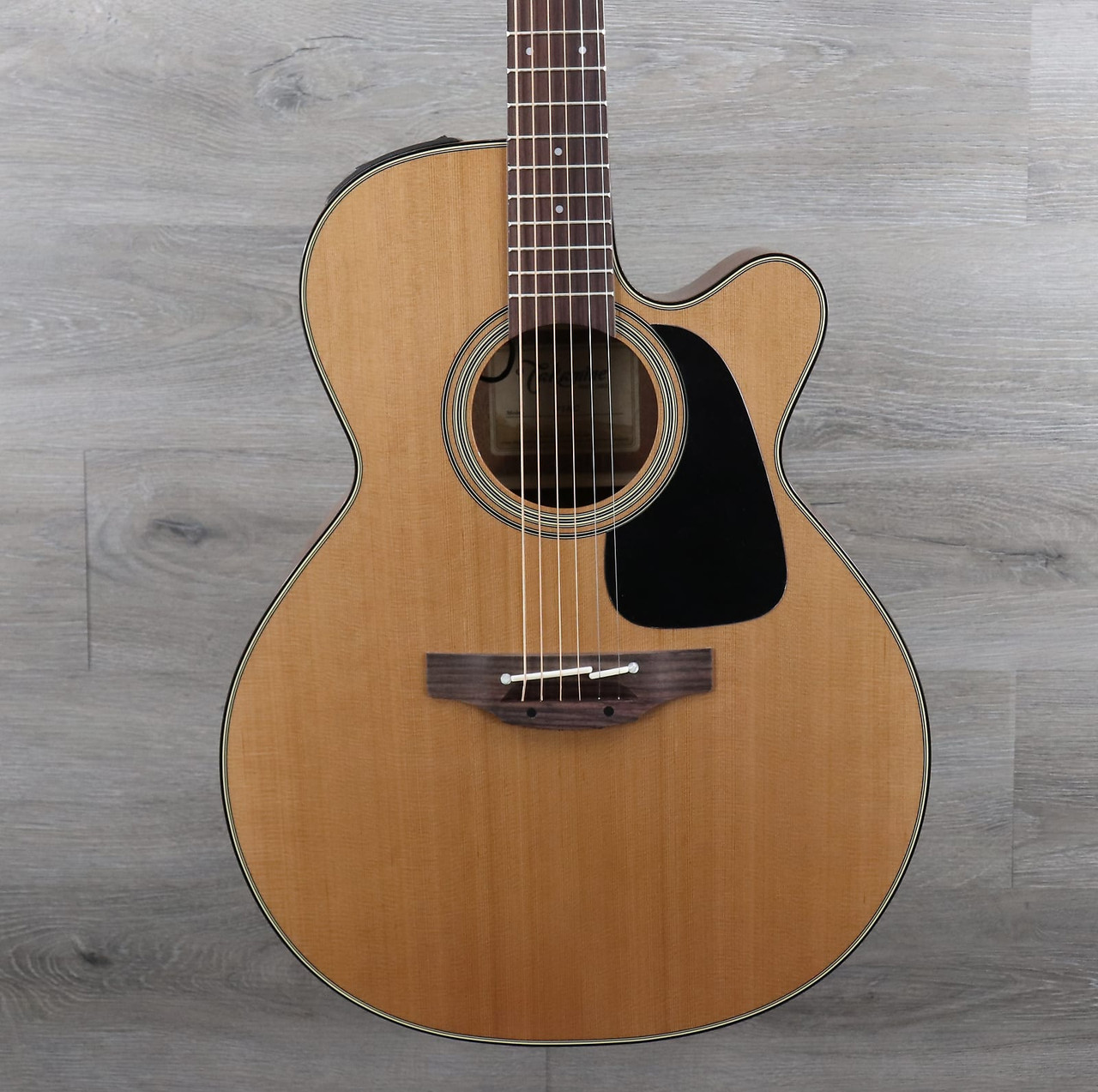 Takamine P1NC Pro Series 1 NEX Cutaway Acoustic/Electric Guitar