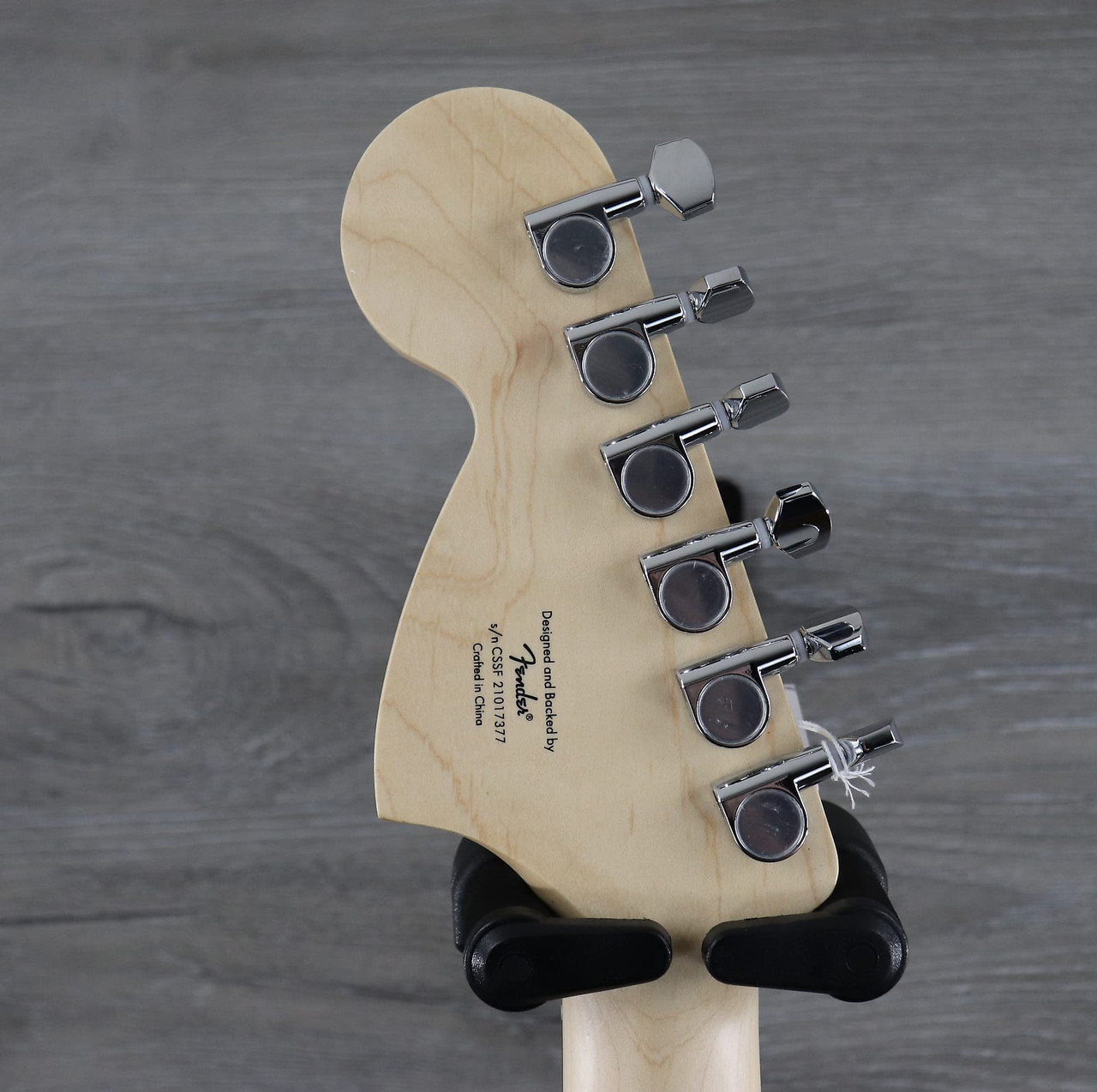 Squier FSR Affinity Series Stratocaster Laurel Fretboard White