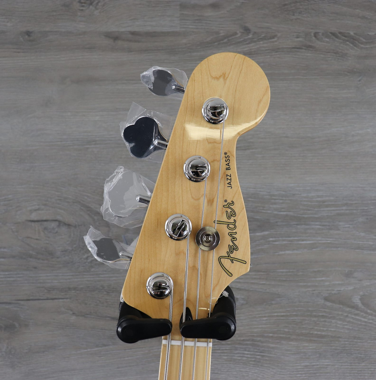 Fender Player Jazz Bass with Maple Fretboard Buttercream - K&S