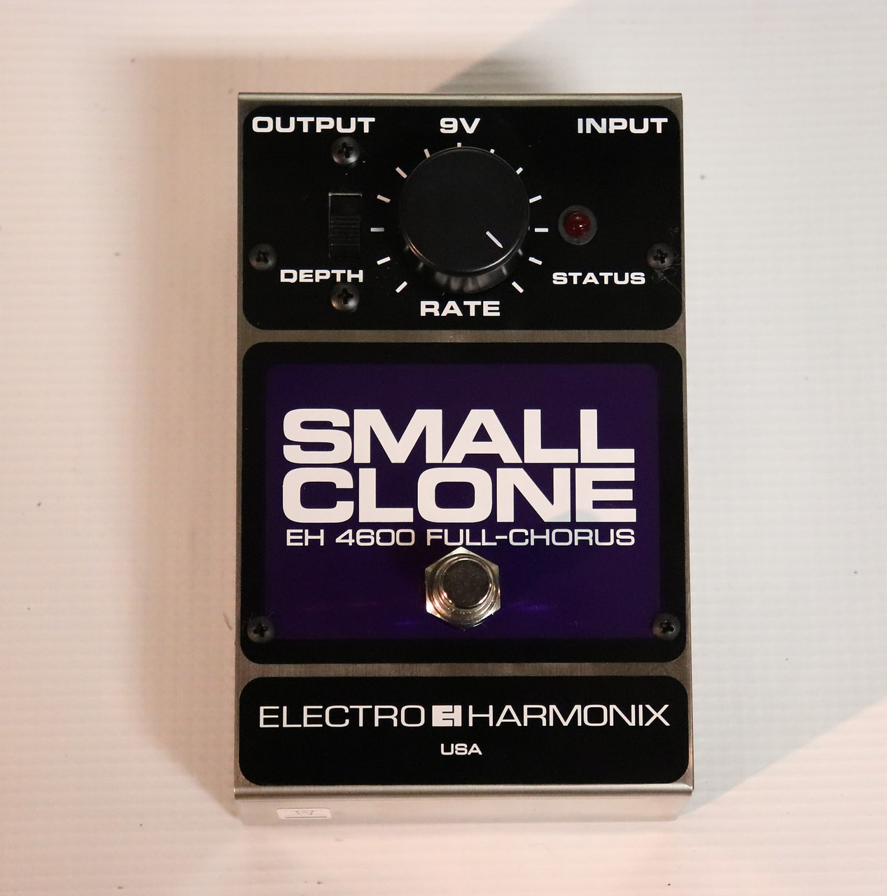 Electro-Harmonix Small Clone Full Chorus Purple / Black - K&S 