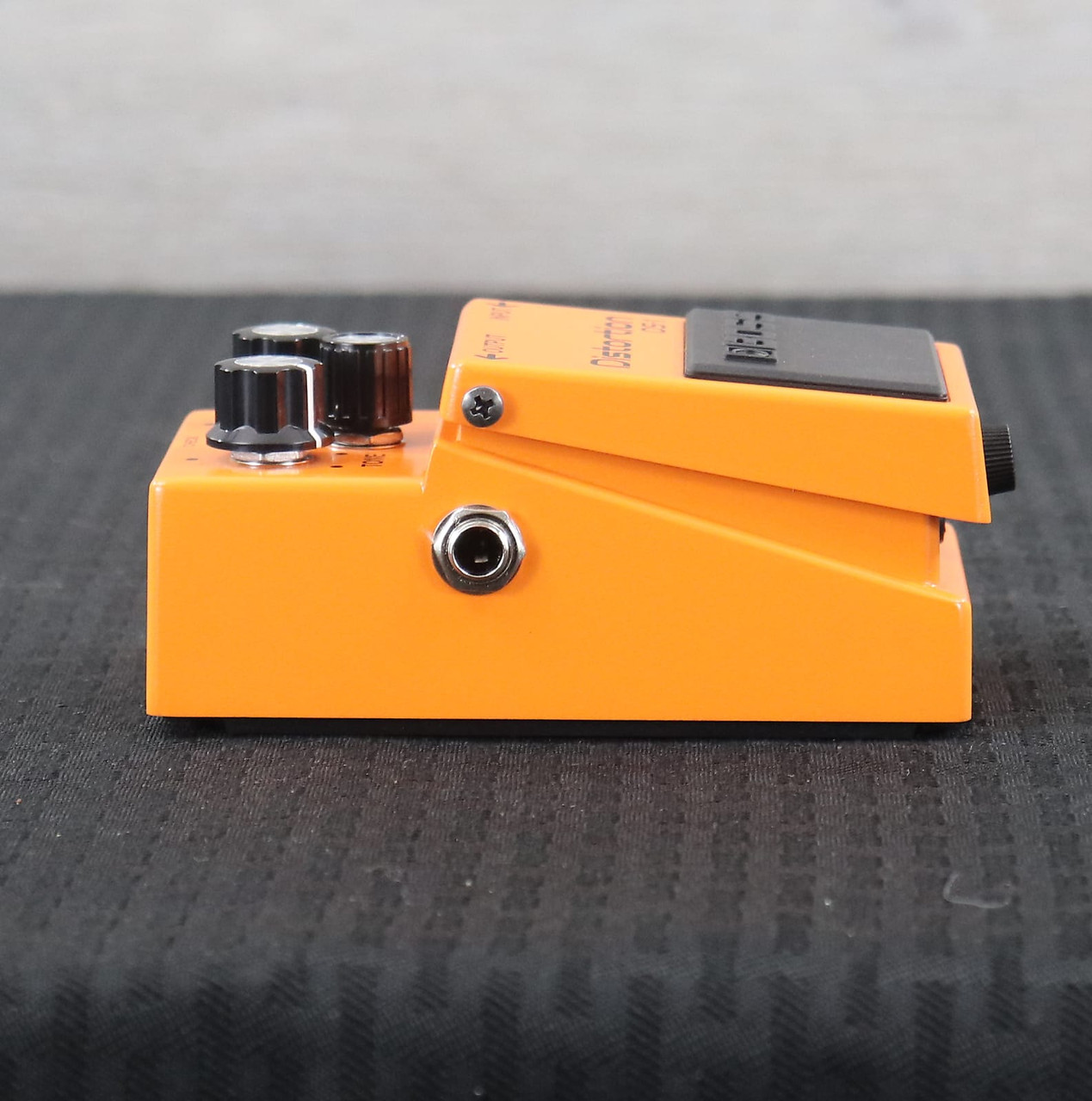Boss DS-1 Distortion (Silver Label) Orange - K&S Music Center LLC