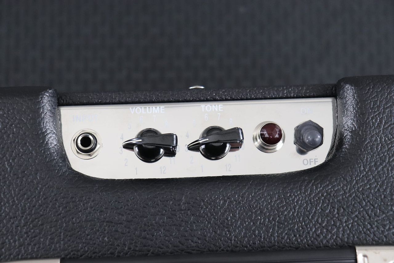 Fender Pro Junior IV SE 1x10 15W Tube Combo Amp Black - K&S