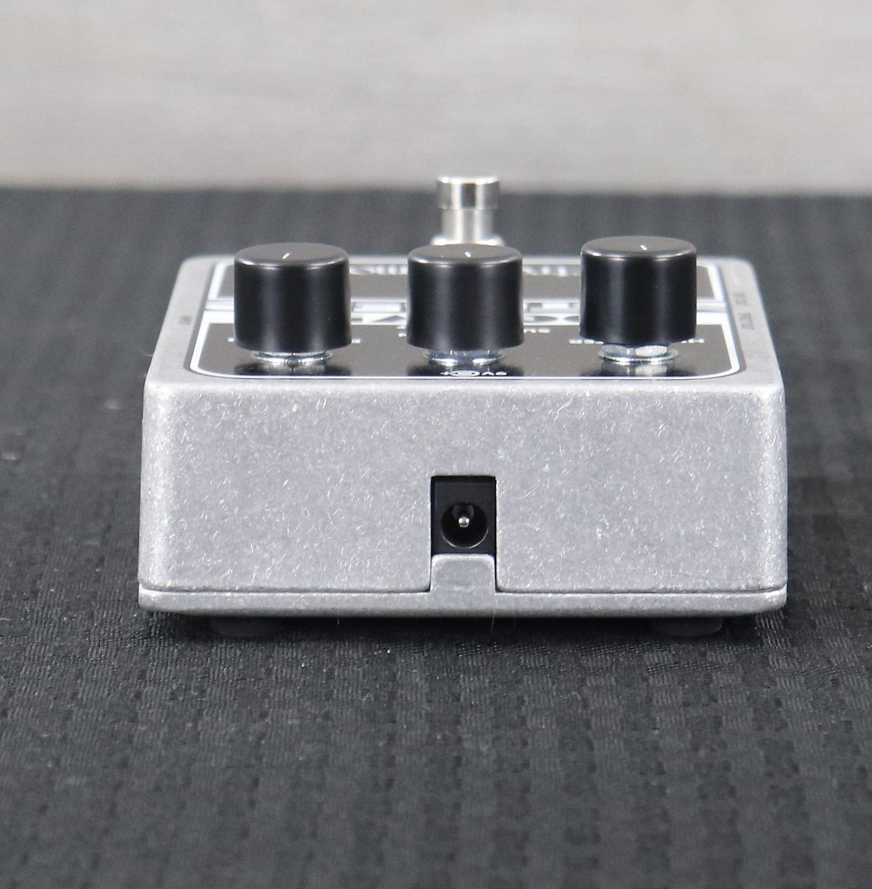 Electro-Harmonix Octave Multiplexer Analog Sub-Octave Generator