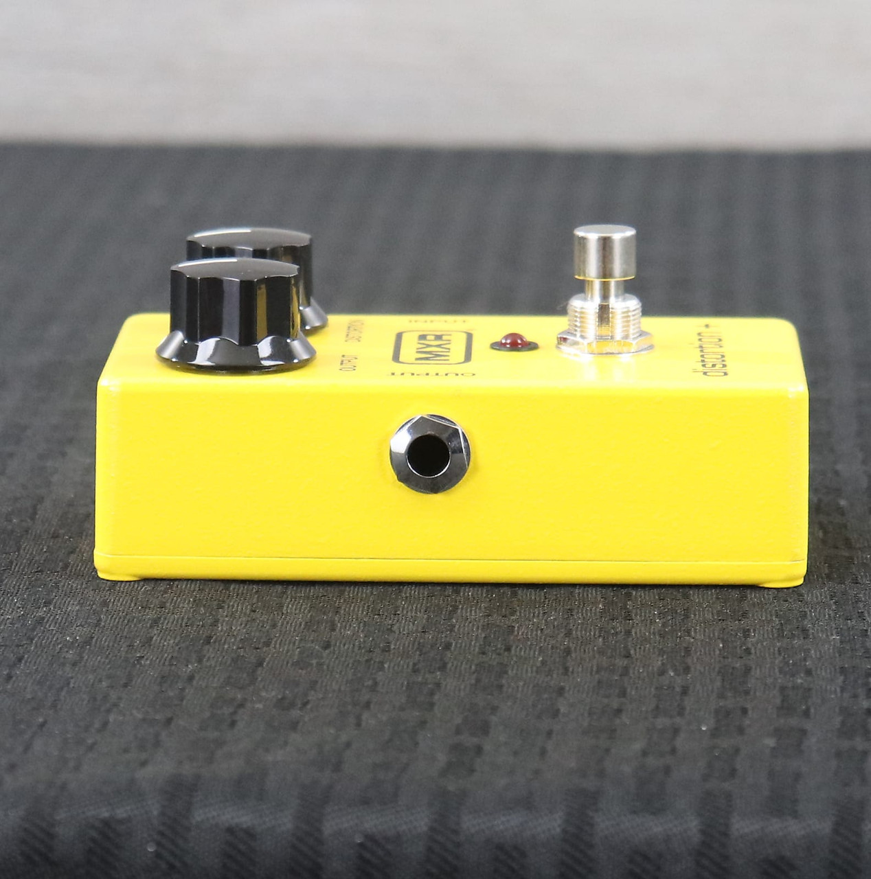 MXR M-104 Distortion + Yellow - K&S Music Center LLC