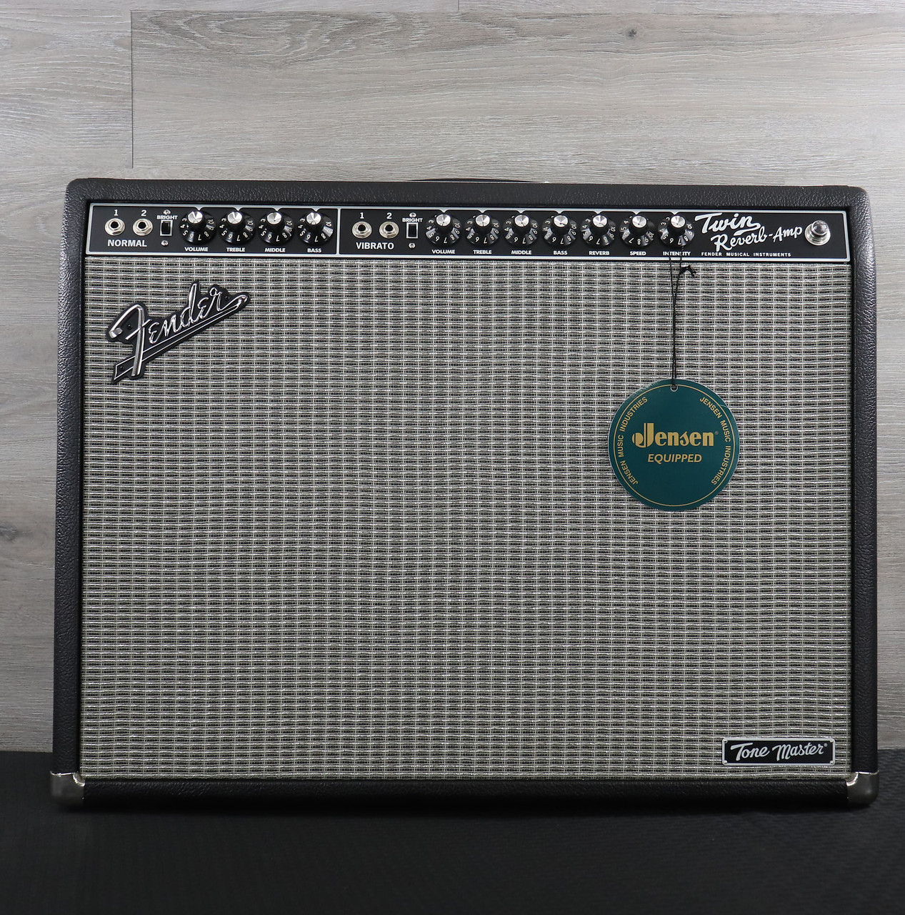 Fender Tone Master Twin Reverb 2-Channel 85-Watt 2x12 Fender Tone Master Twin Reverb 2-Channel 85-Watt 2x12