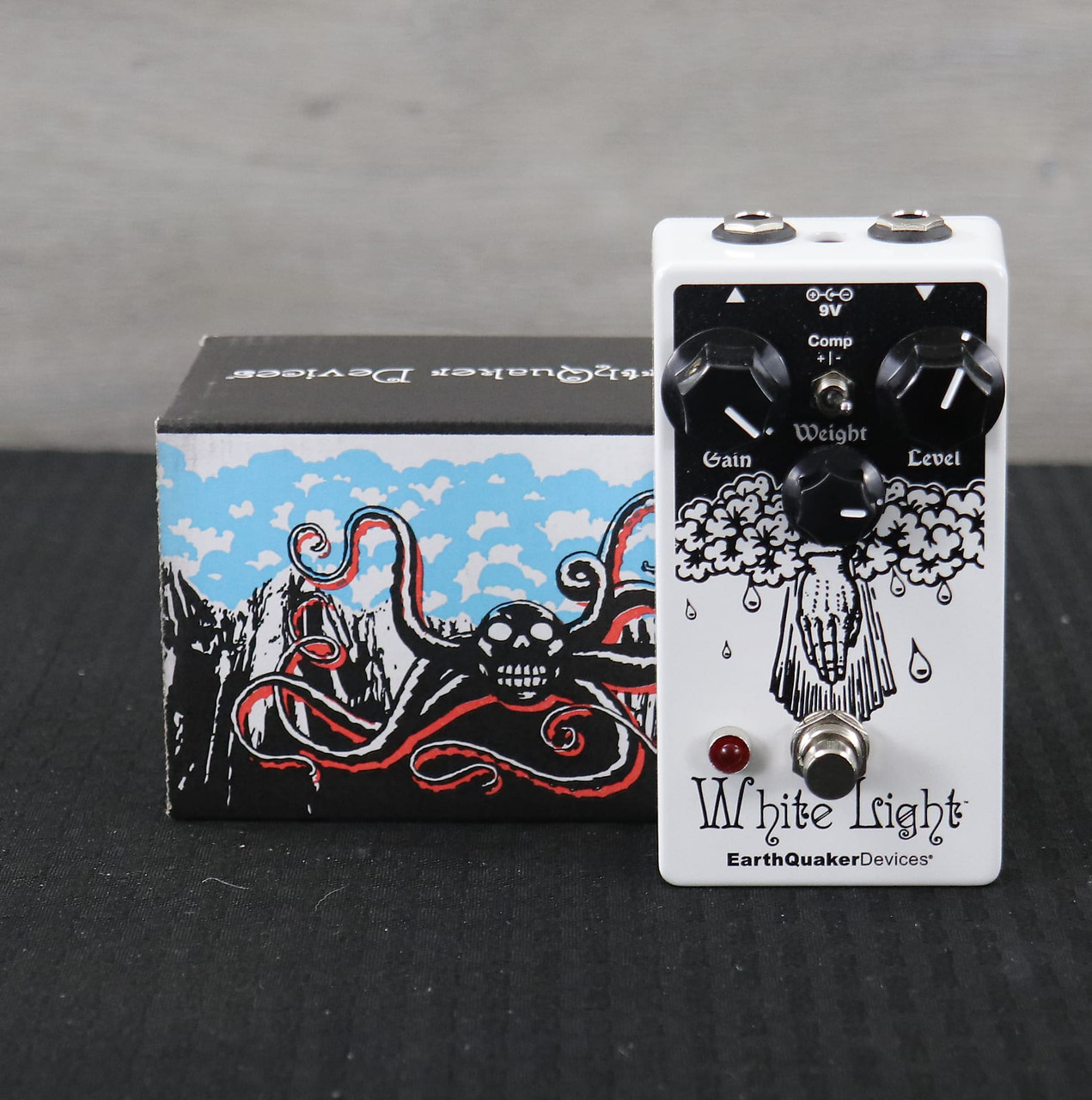 EarthQuaker Devices White Light Overdrive Legacy Reissue White / Black Print