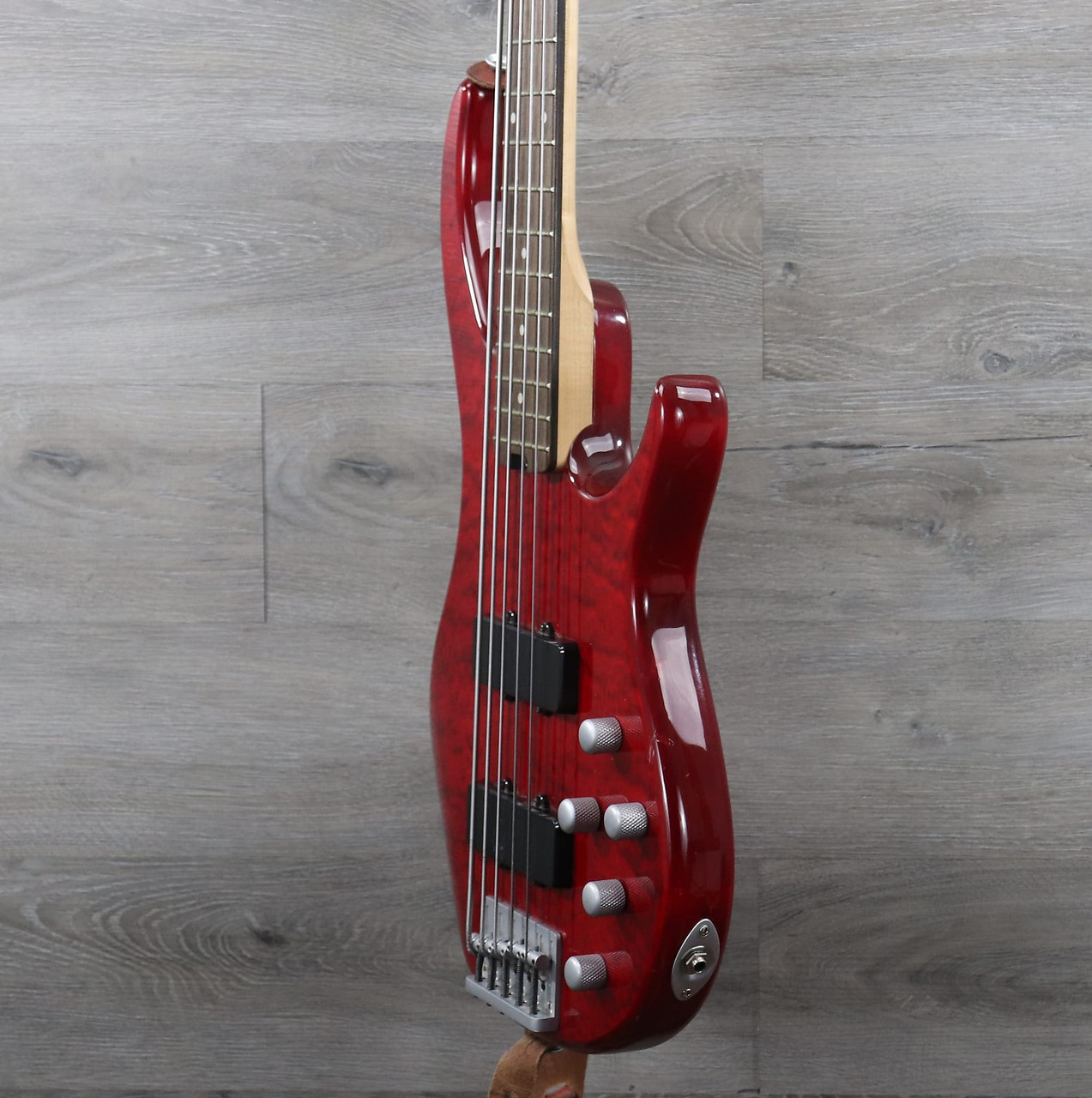 PEAVEY FURY V ピーヴィー フューリ 5弦ベース グリーン 虎杢（Peavey 