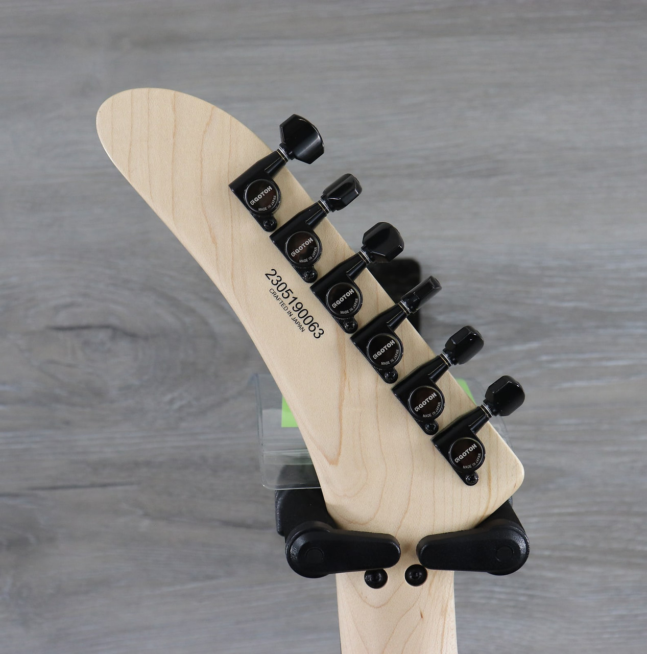 Kramer 1983 Baretta Reissue Classic White - K&S Music Center LLC