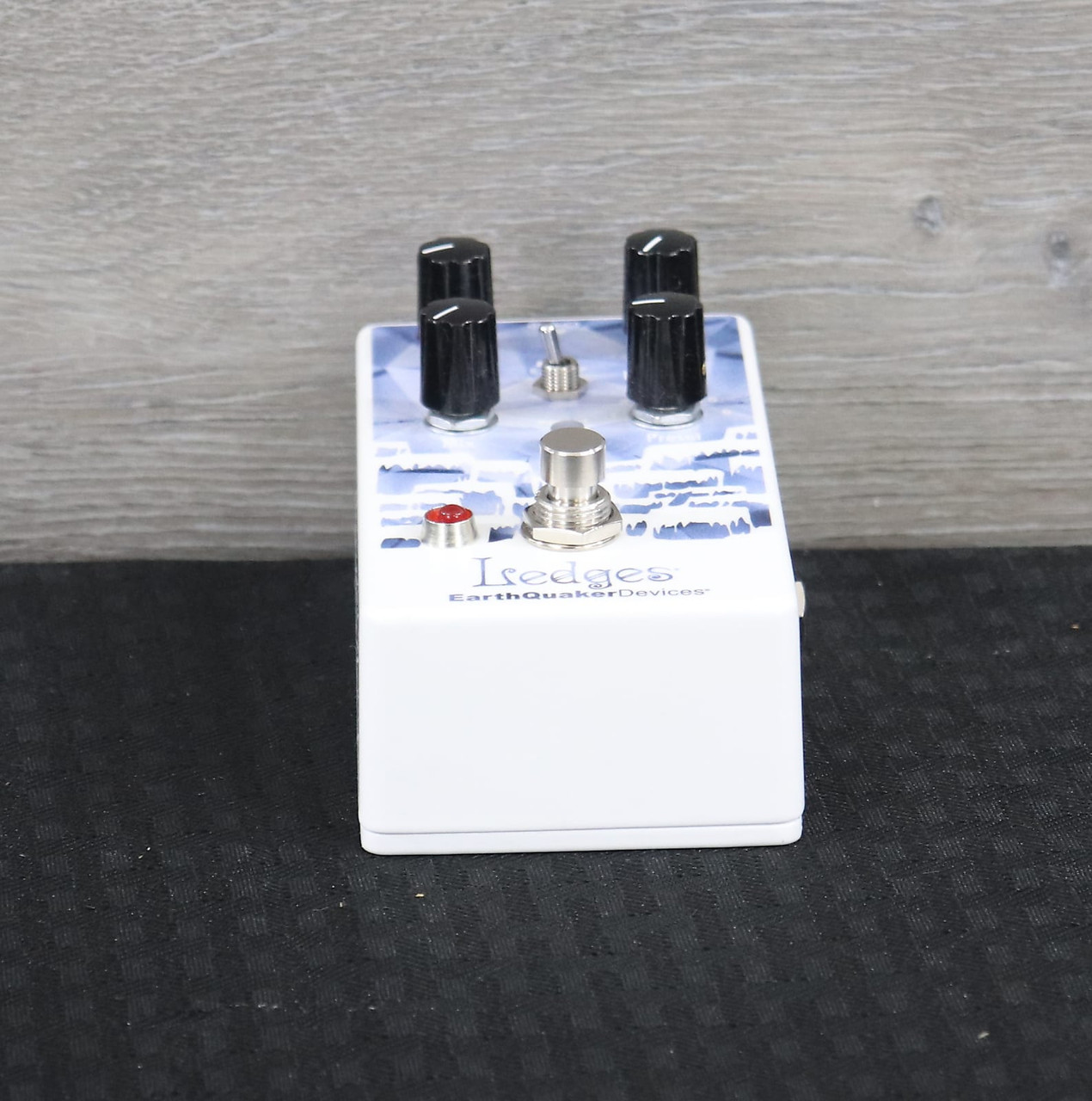 EarthQuaker Devices Ledges Reverb Limited Edition Crystal Glacier
