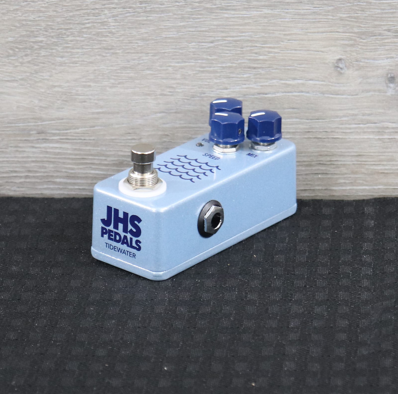 ギター JHS Pedals Tidewater Tremolo TIDEWATER – JHS Pedals
