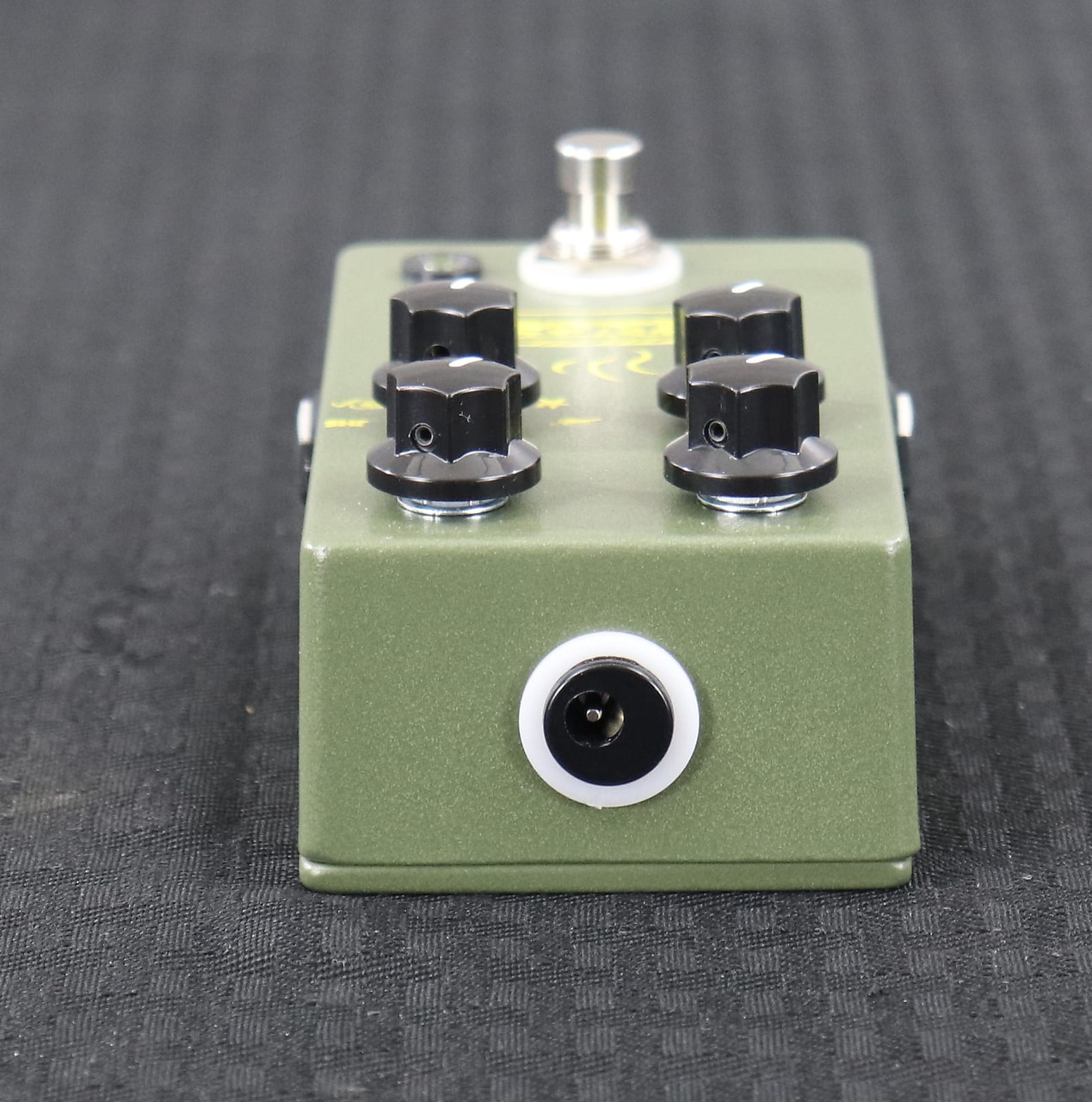 新品 未使用 JHS Pedals Muffuletta Army Green Amazon.com: JHS Muffuletta 6-way Fuzz Pedal with Patch