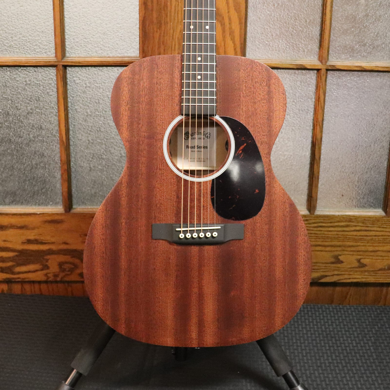 Martin 000-10E Natural - K&S Music Center LLC