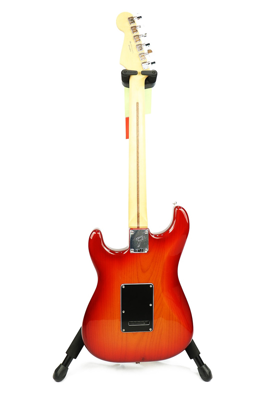 ギター Fender Player Stratocaster HSS Plus Top Fender Player Stratocaster HSS Plus Top - Aged Cherry with