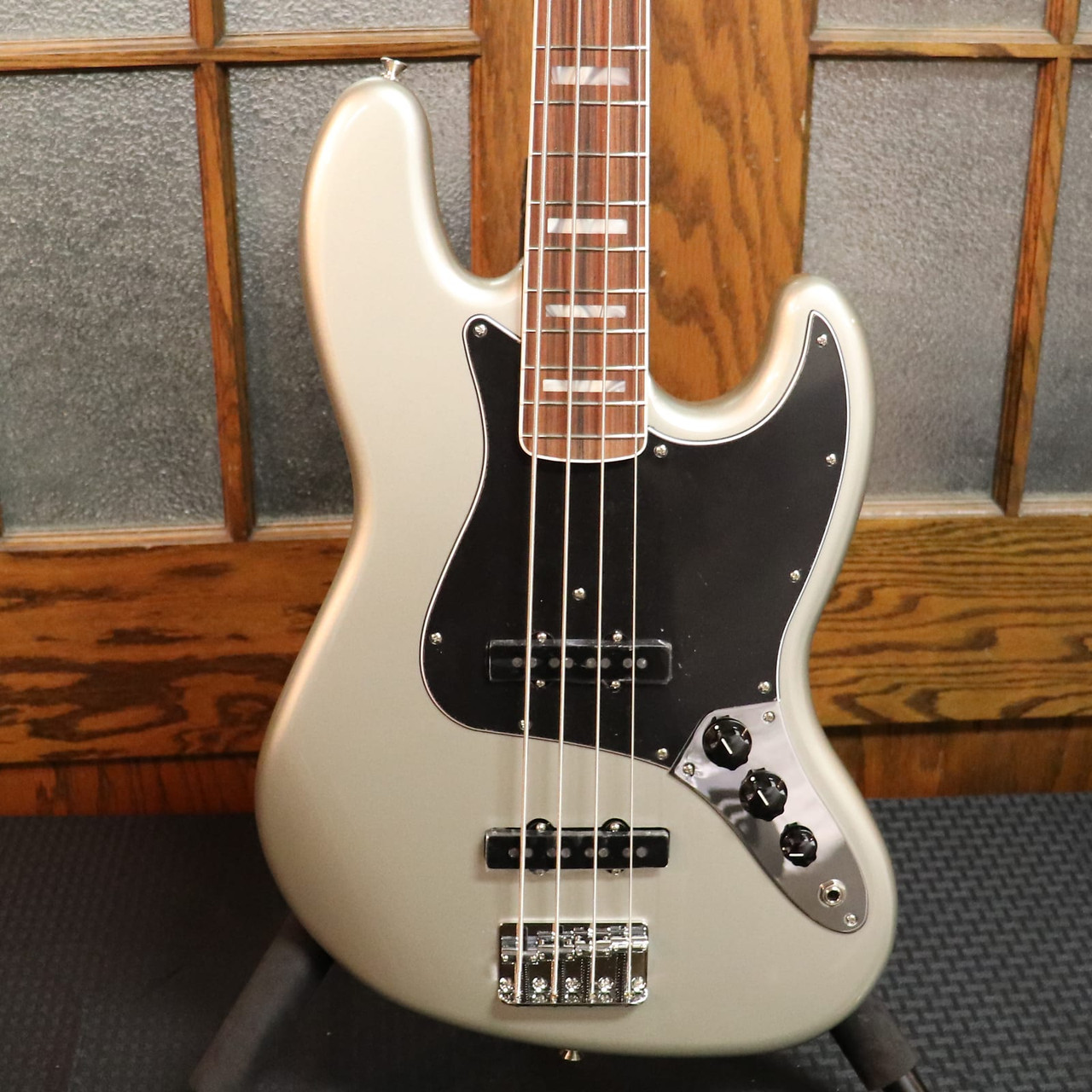 Fender Vintera '70s Jazz Bass Inca Silver - K&S Music Center LLC