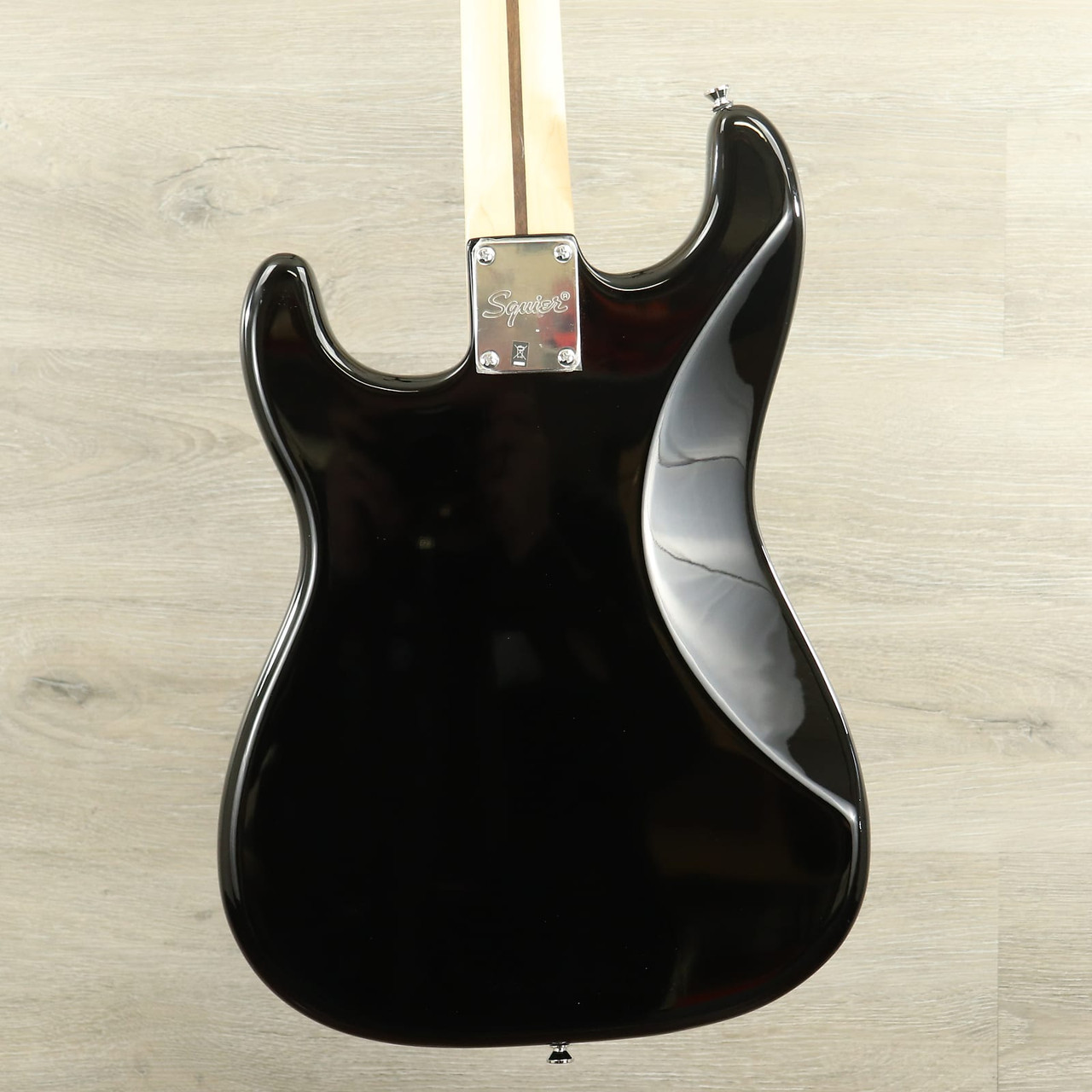 Squier Bullet Stratocaster HT with Indian Laurel Fretboard Black