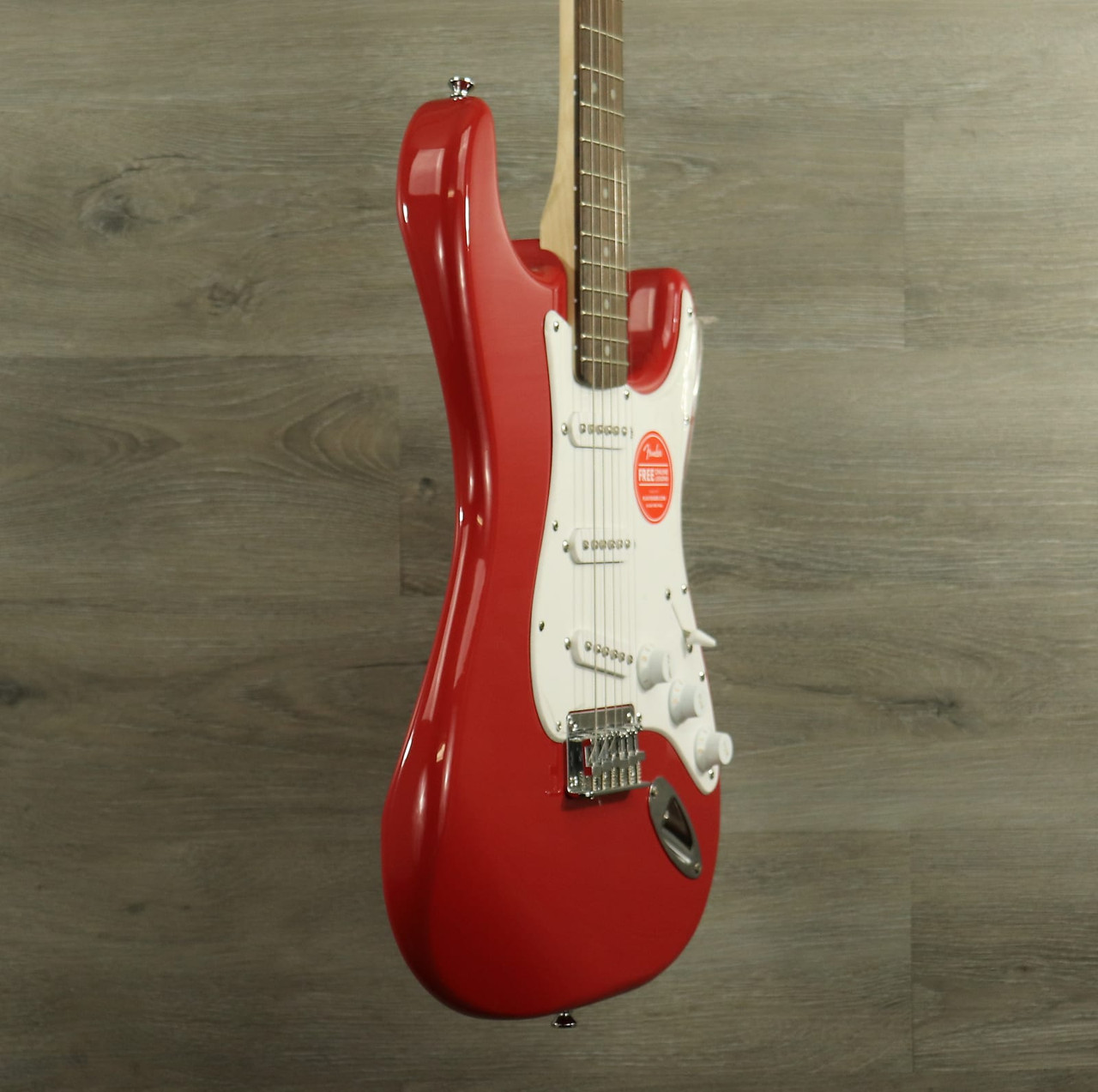 Squier Bullet Strat HT with Indian Laurel Fretboard Fiesta Red