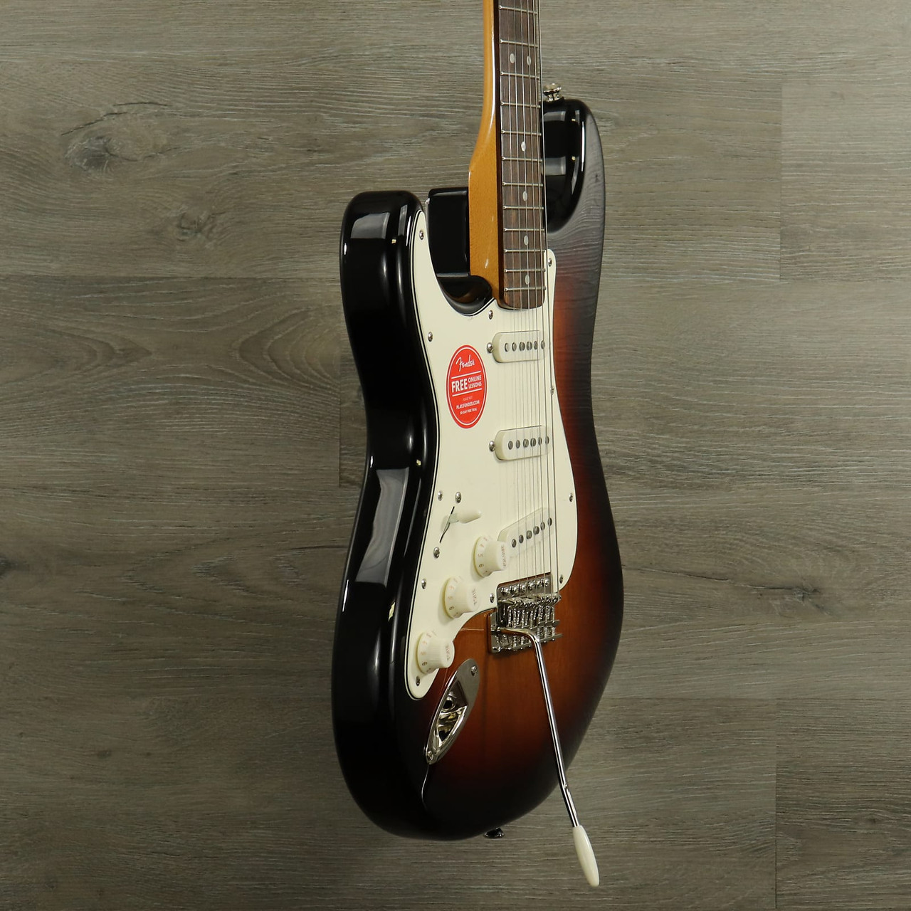 Squier Classic Vibe '60s Stratocaster Left-Handed 3 Color Sunburst