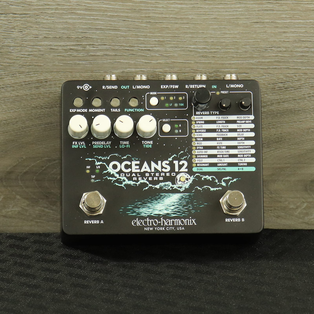 Electro-Harmonix Oceans 12 Black - K&S Music Center LLC