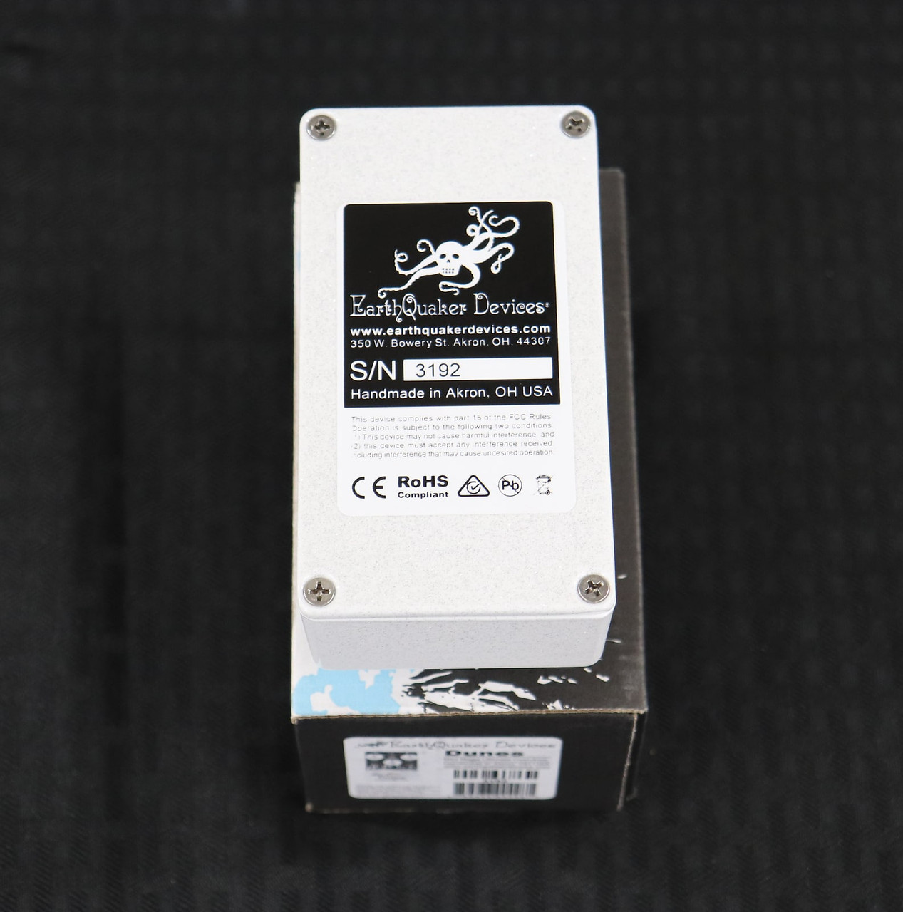 EarthQuaker Devices Dunes Mini Mega Ultimate Overdrive V2 White