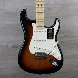 Fender Player Stratocaster with Maple Fretboard 3 Color Sunburst